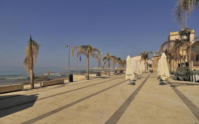DELPOSTO Marina di Ragusa (lp)