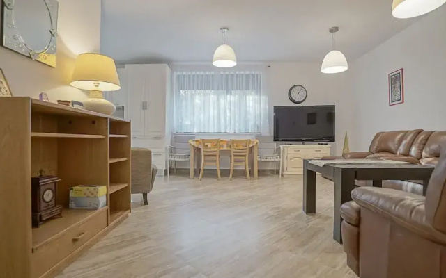CN2i Luxury Accommodation DM 1