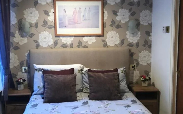 Fairhaven Hotel (46 Palatine Road)
