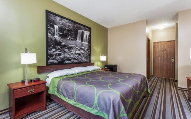 Super 8 La Grange KY