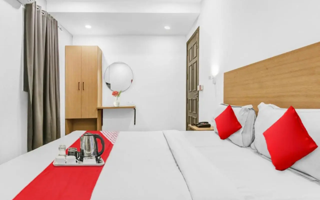 OYO Flagship 70269 Hotel Rudra Grand