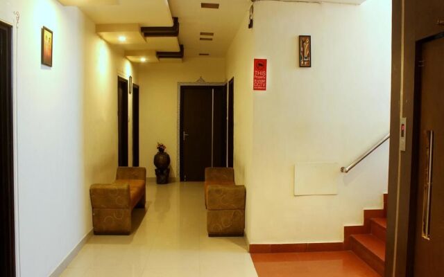 OYO Rooms 100ft Road Udaipur