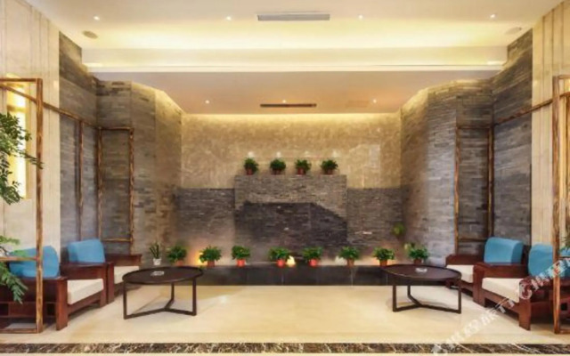 Jingjiang Taihe Wuyue Plaza Madison Hotel