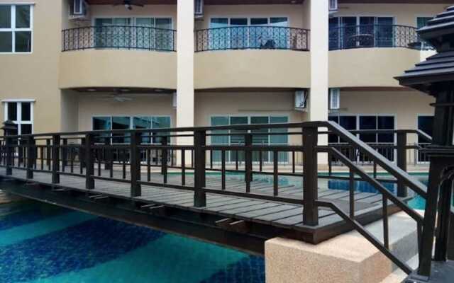The Residence Floor 7 Room 706