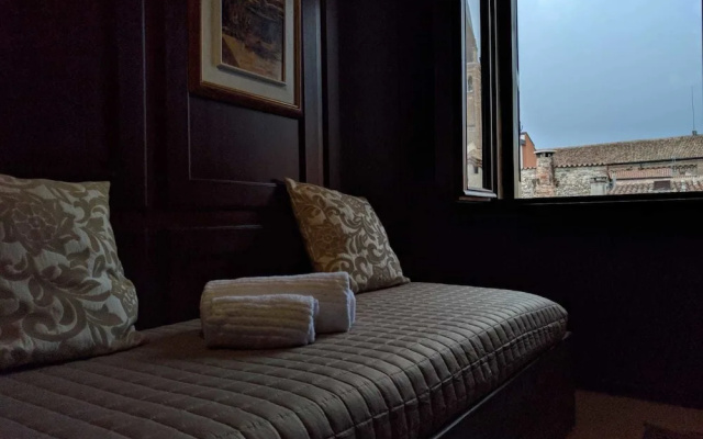 Marconi Rooms - Loggia delle Erbe