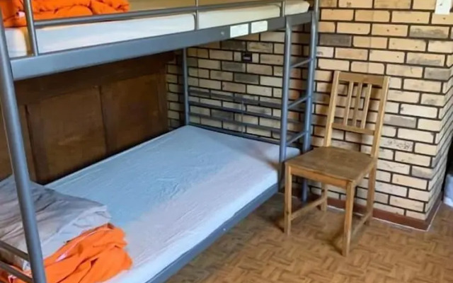 Vancouver Backpacker House