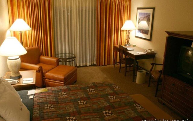 DoubleTree by Hilton Hotel Missoula - Edgewater