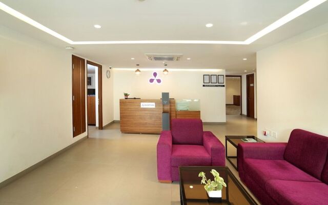 Lilac Hotel 5th Block