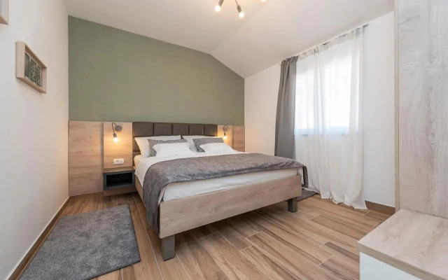 Luxury Apartments - La Vir 3 & 4