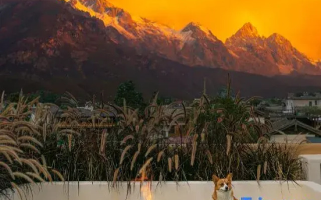 Xueyu Qieman Homestay (Baisha Ancient Town Branch)