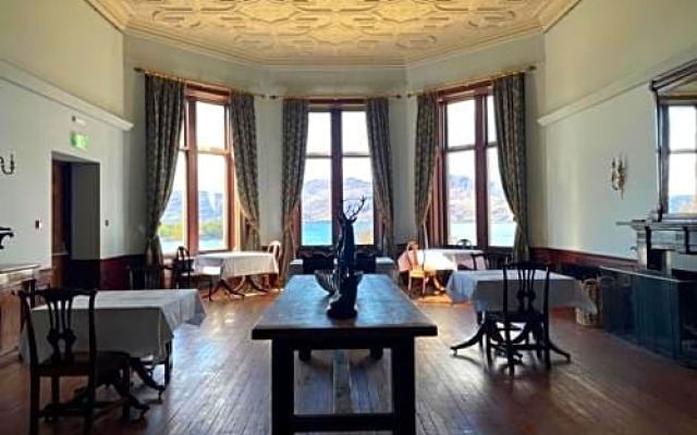 Duncraig Castle Bed and Breakfast