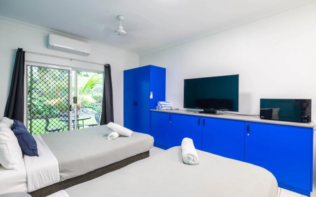 Coral Beach Lodge