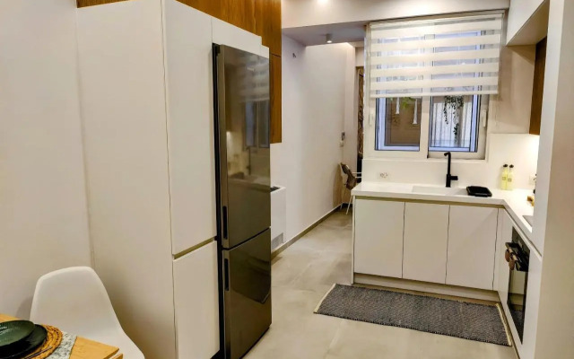 Elpis' Cozy & Luxury Apartment