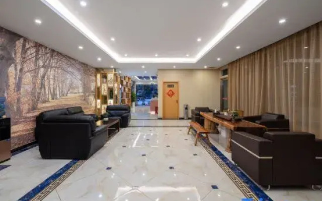 Yunzhi Wing Hotel (Mengzi New World)