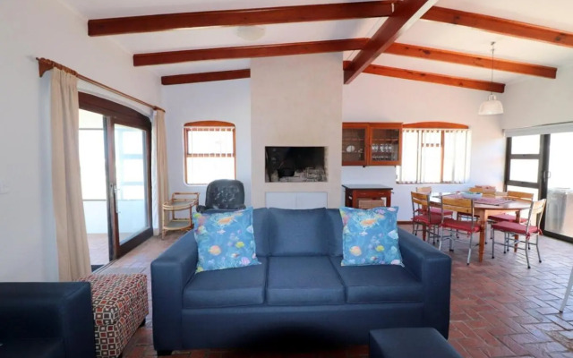 Naude House in Struisbaai