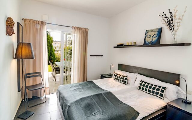 Apartment Los Dragos - Roomservice