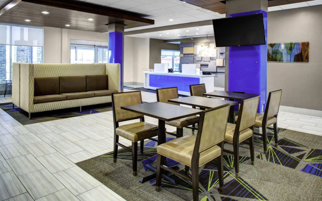 Holiday Inn Express & Suites Coldwater by IHG