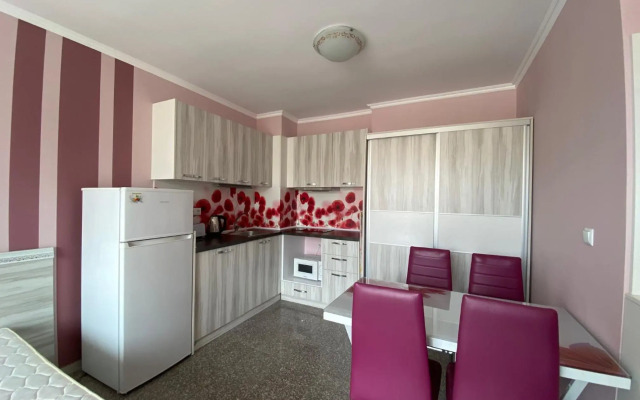 Private Cozy Apartment Admiral Plaza A 11