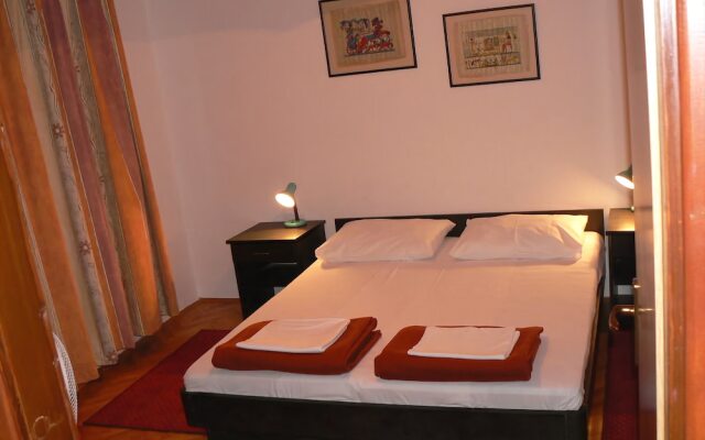 Apartments Zecevic