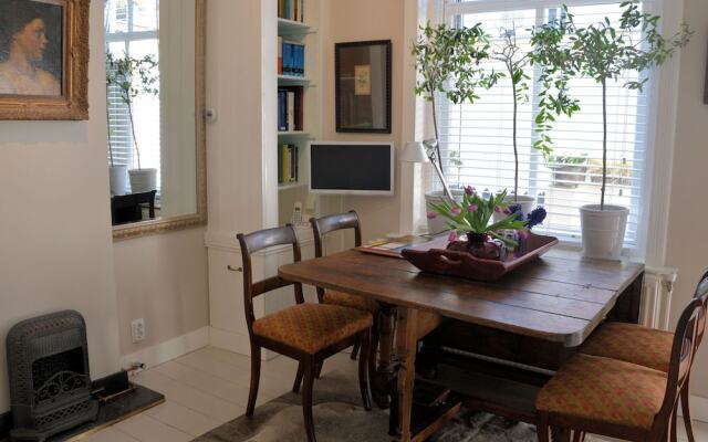 Cozy Holiday Home in Scheveningen near Beach