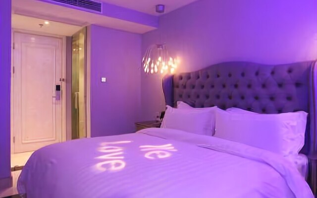 Q+ Wei'ai Boutique Fashion Hotel