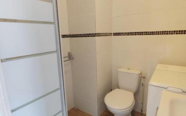 Beau studio à 1 minute de la plage