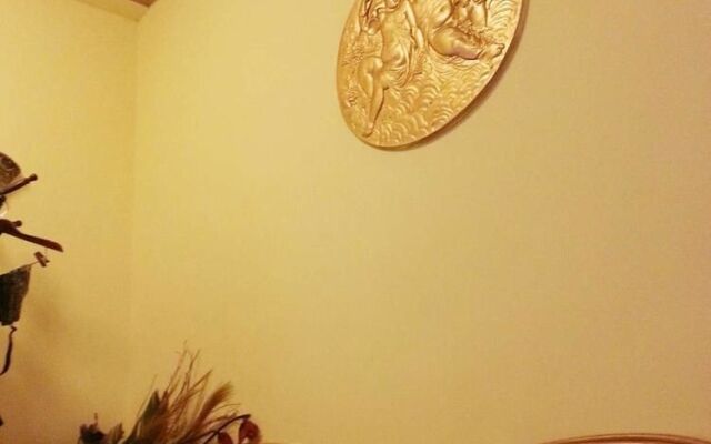 沙芭比亚酒店(广州南村万博地铁站店 )