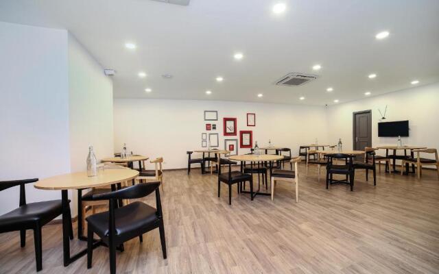 OYO Townhouse 067 Chattarpur