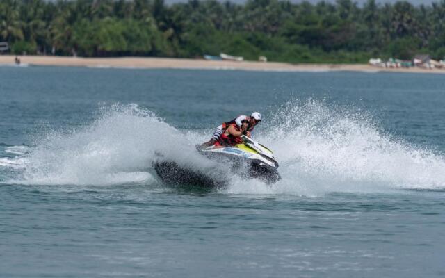 Amaya Beach Pasikudah