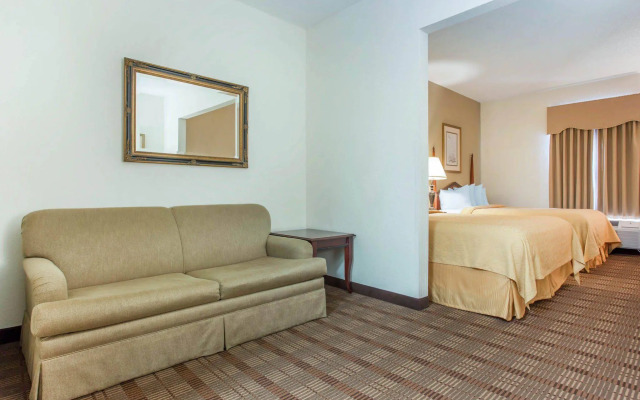 Comfort Inn & Suites Patriots Point