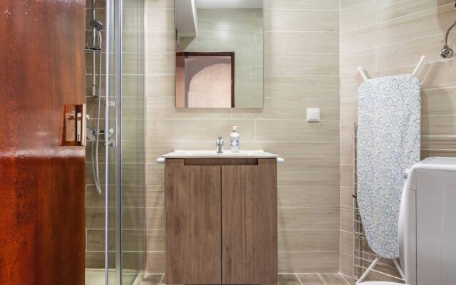 Wonderful Studio in Cascais With Sea View