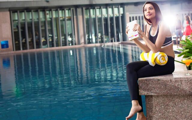 Novotel Kolkata Hotel & Residences Hotel