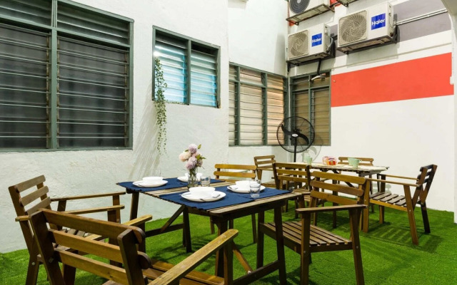 Cozy 4-bedroom in Brickfields, KL, Kuala Lumpur