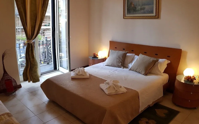 Welcome to Naples at Garibaldi Square