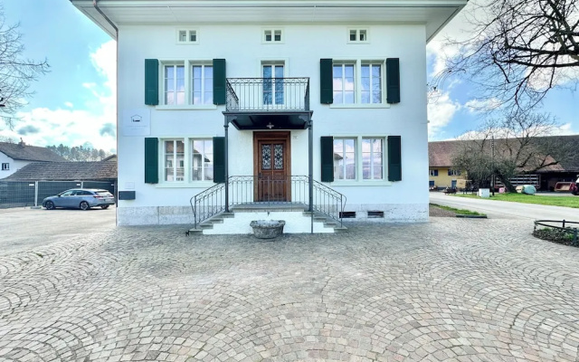 ZIMMERzuVERMIETEN.ch Deitingen Kreuz — 3-star hotel in Luterbach