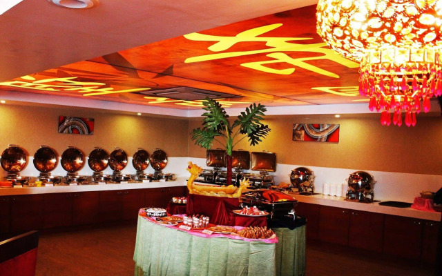 Hotel Chennai Le Palace