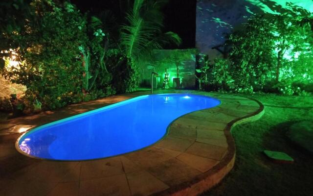 CASA NA PRAIA DO FRANCêS