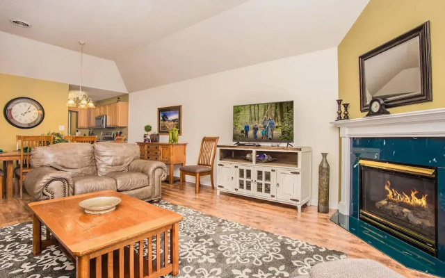 Whispering Pines 651