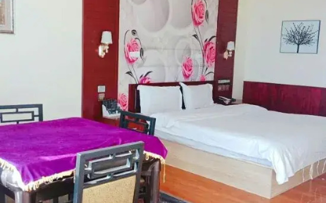 Dehui Sky City Business Hotel