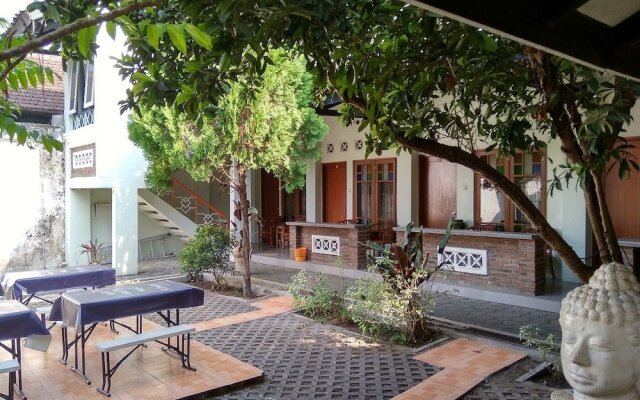 PI Home Mantrijeron
