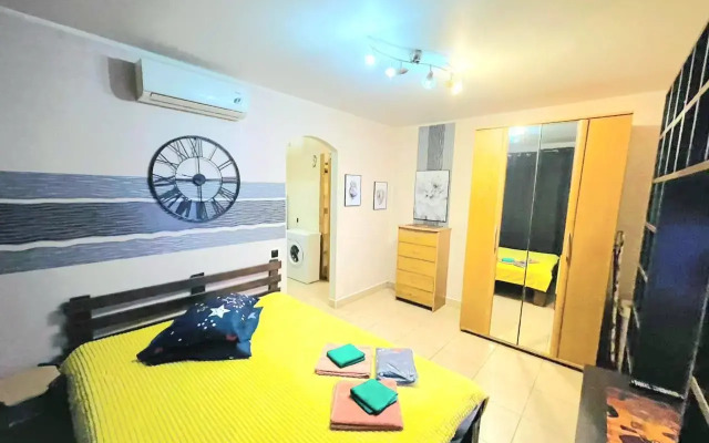 Apartments on Trubny lane 8