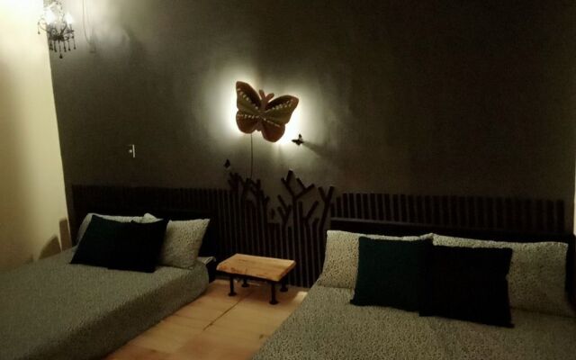 Woods Decor-Guangci St.