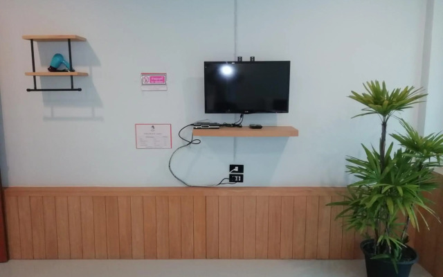 Little Lanna Cafe and Premier Guesthouse