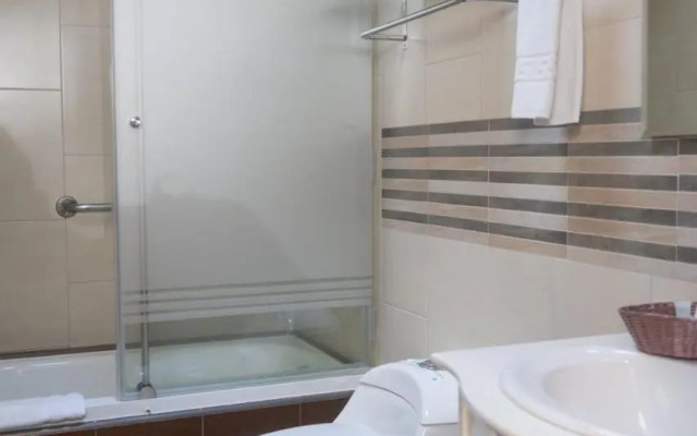 Hotel Ficoa  Real Suites