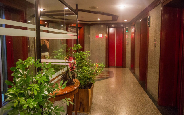 Omni Tower Syncate Suites