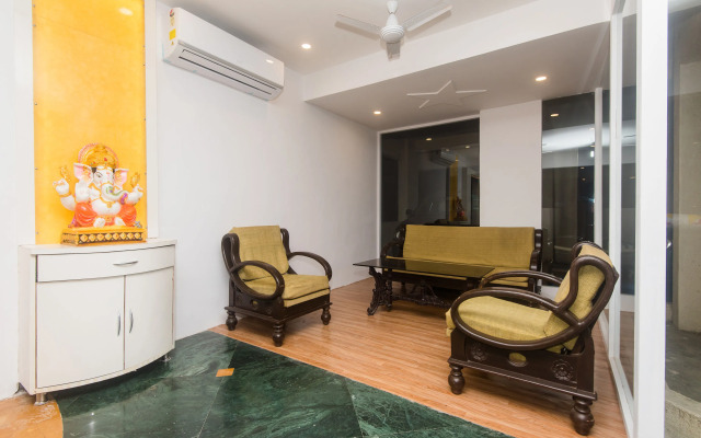 Yashodha Apartments by OYO Rooms
