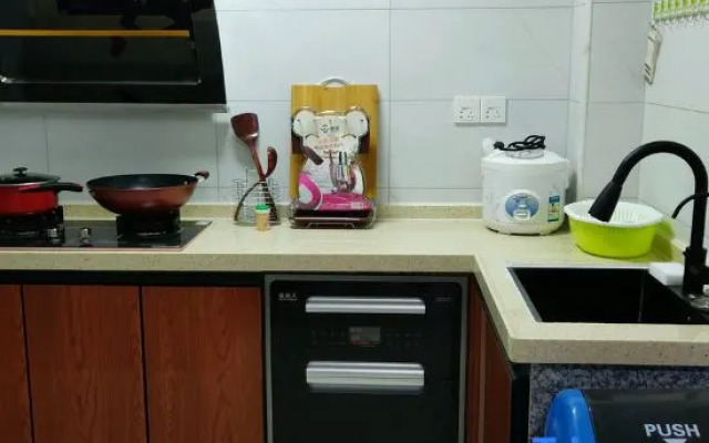 Nanning Langji Tianya Sensen Apartment