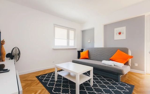 Shortstaypoland Aleja Solidarnosci B61