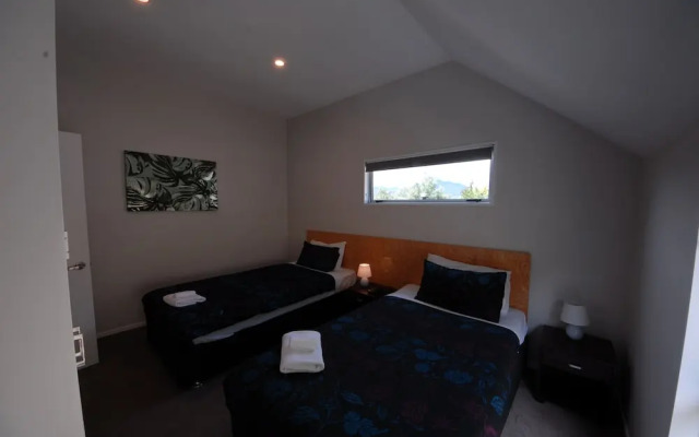 Big spacious house - great views