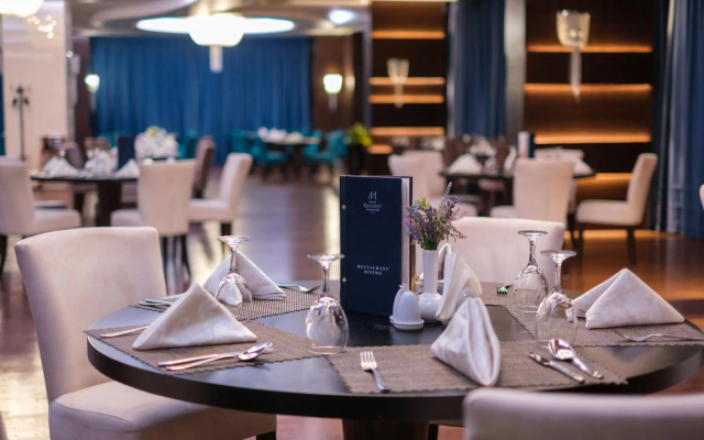 Malak Regency Hotel